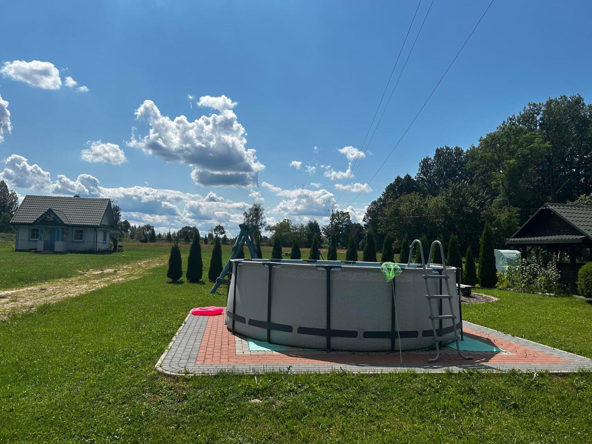 Villa Dom Na Starym Goscincu Tiszyna Dubicze Cerkiewne Exterior foto