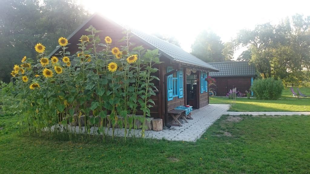 Villa Dom Na Starym Goscincu Tiszyna Dubicze Cerkiewne Exterior foto